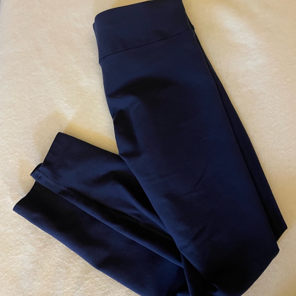 NWOT Pact Women’s Go To Leggings Navy Size Medium